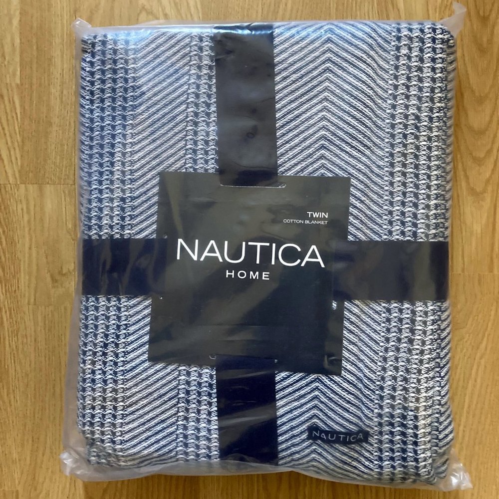 Nautica Twin cotton blanket